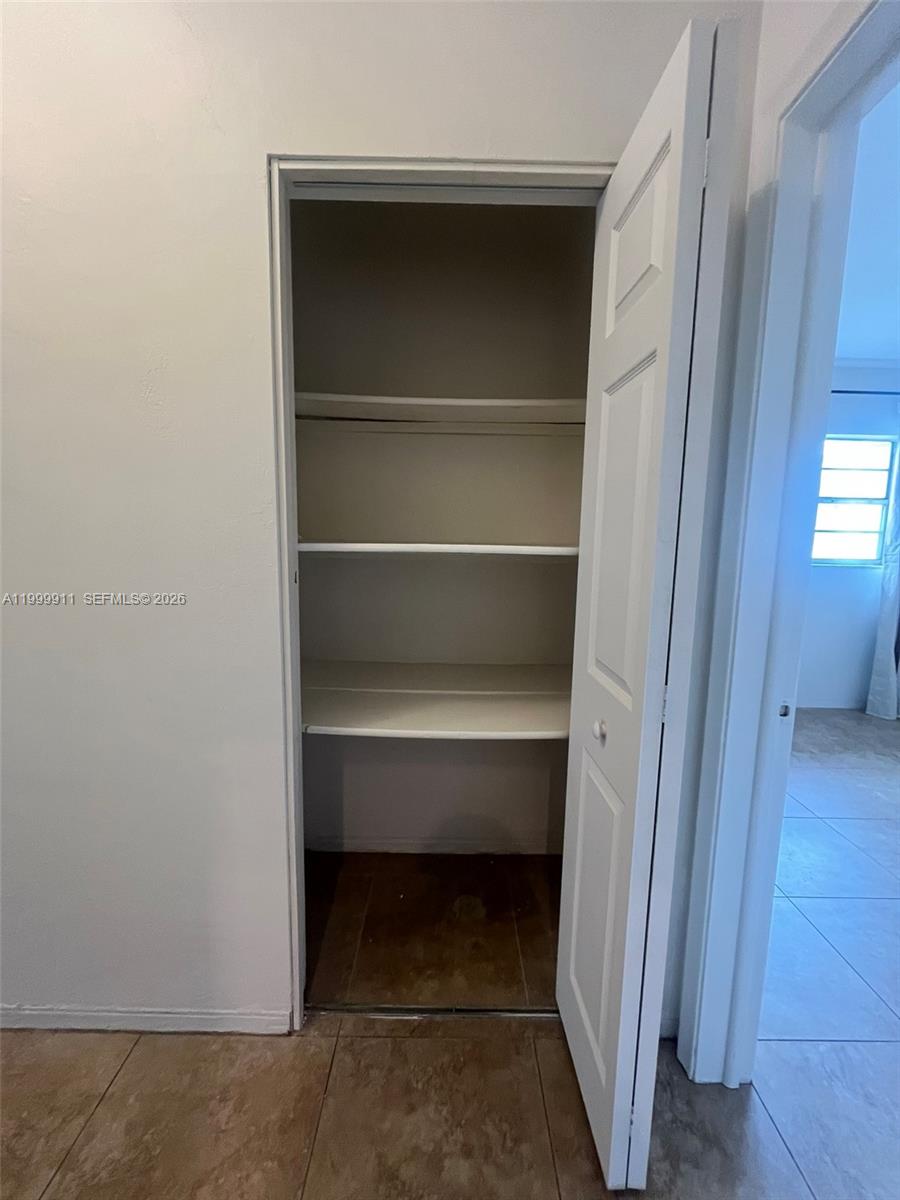 HOLLYWOOD BEACH GARDENS - Residential Income