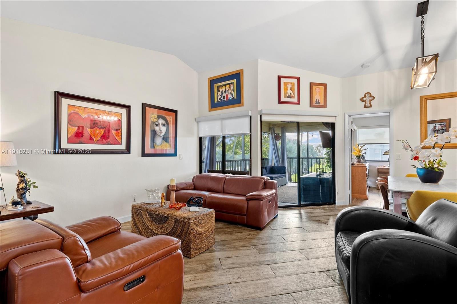 LAKESHORE CONDO #2 - Residential