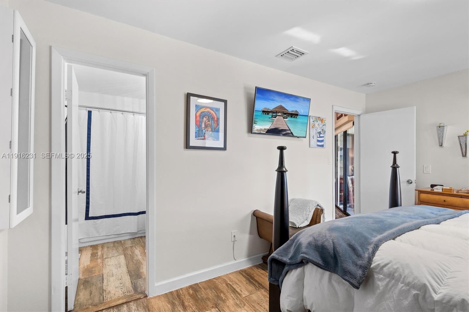 LAKESHORE CONDO #2 - Residential