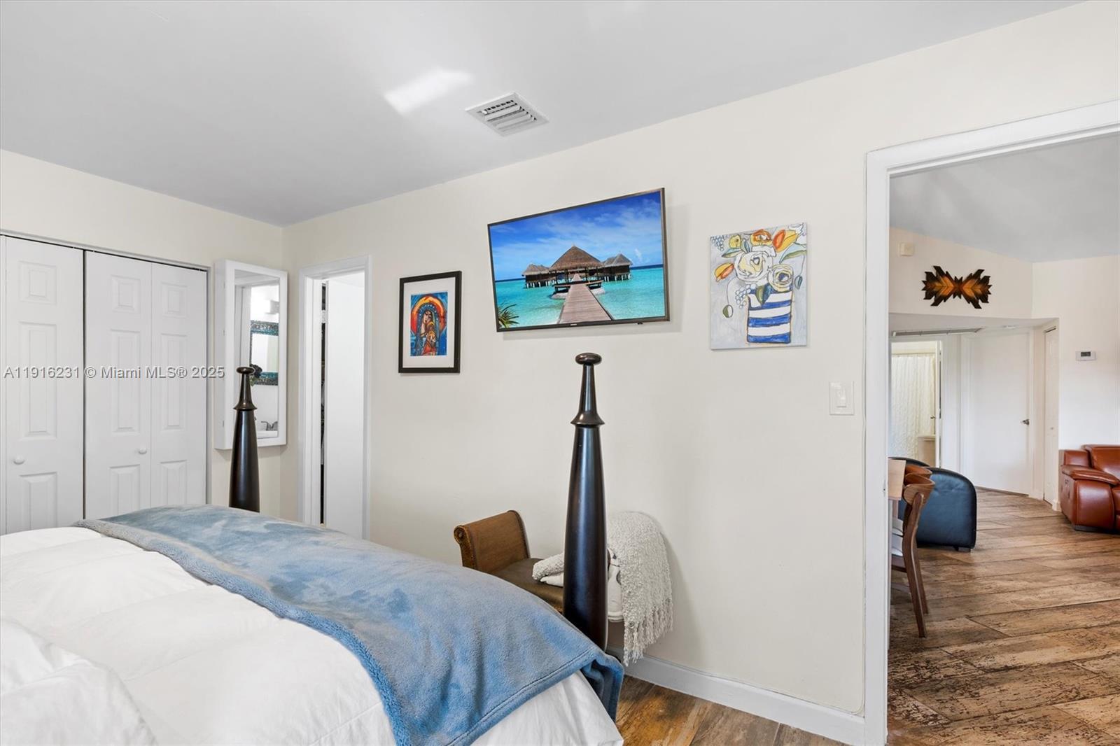 LAKESHORE CONDO #2 - Residential