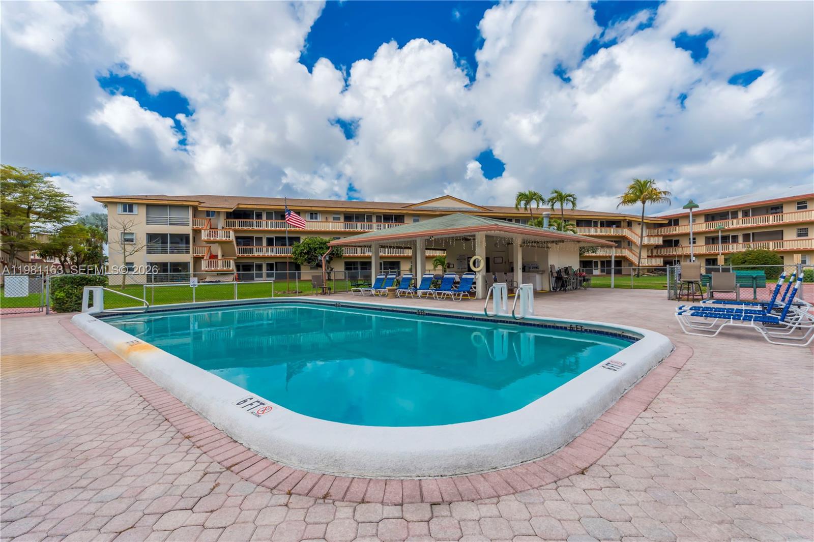 BEVERLY HILLS CONDO NUMBE - Residential