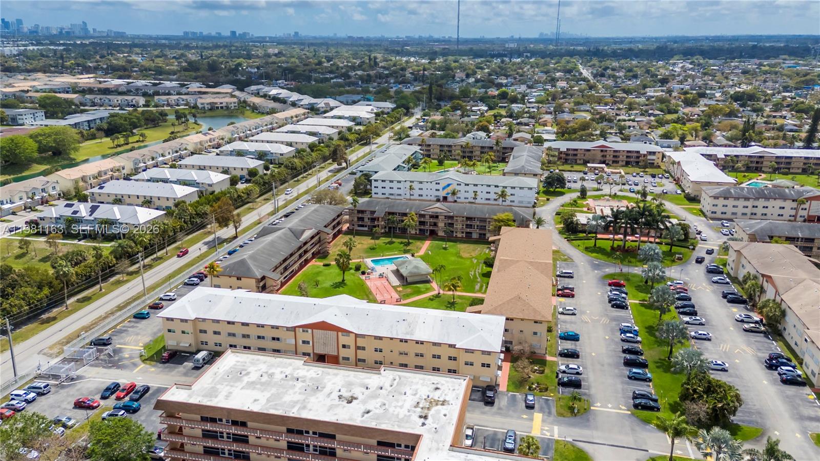 BEVERLY HILLS CONDO NUMBE - Residential