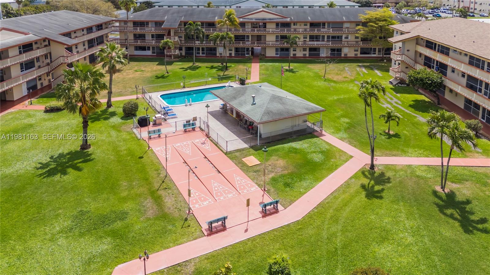 BEVERLY HILLS CONDO NUMBE - Residential