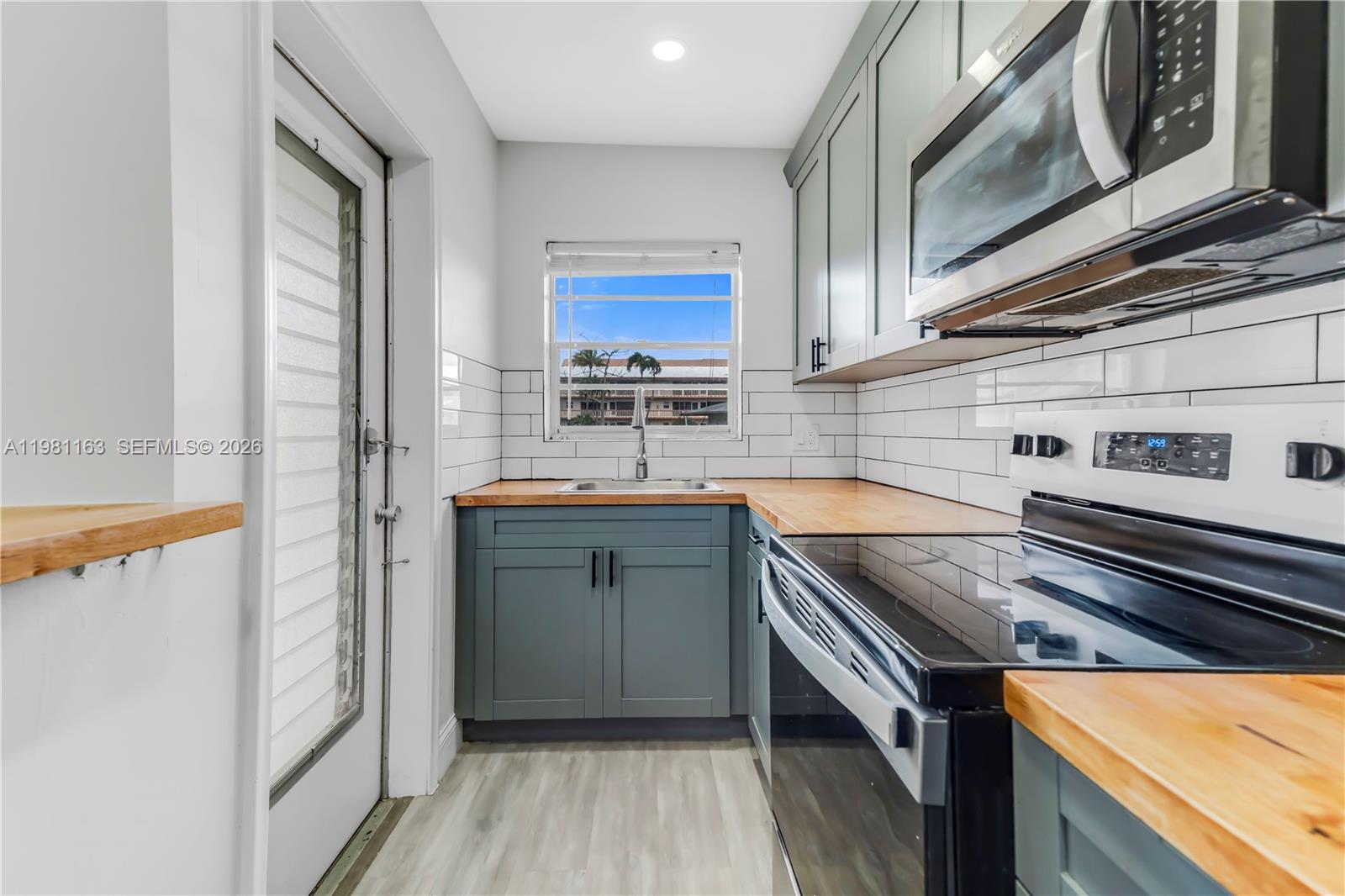 BEVERLY HILLS CONDO NUMBE - Residential