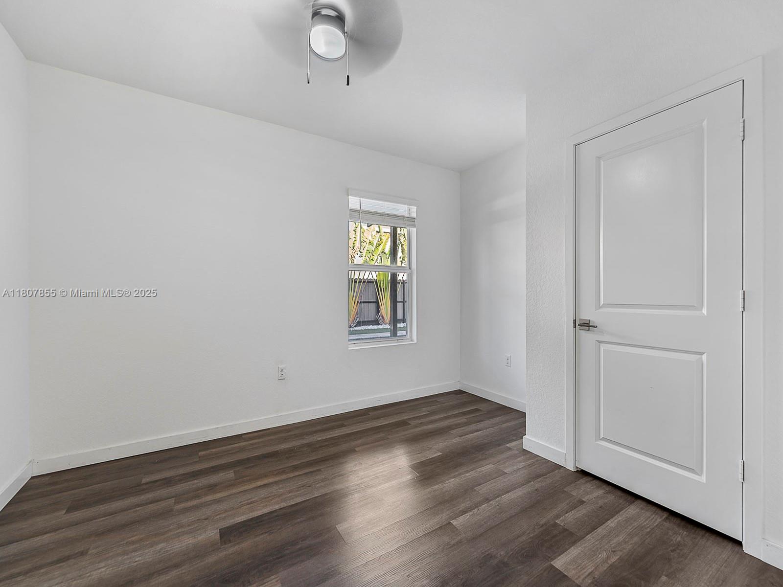 ROYAL HOMES WEST - Residential