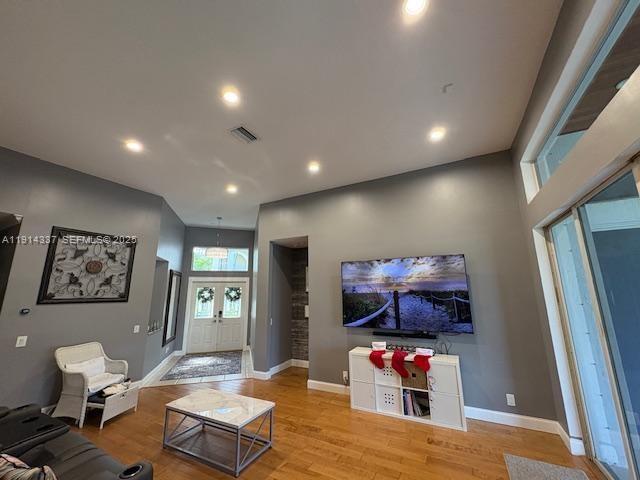 SECTOR 6 EAST - Residential