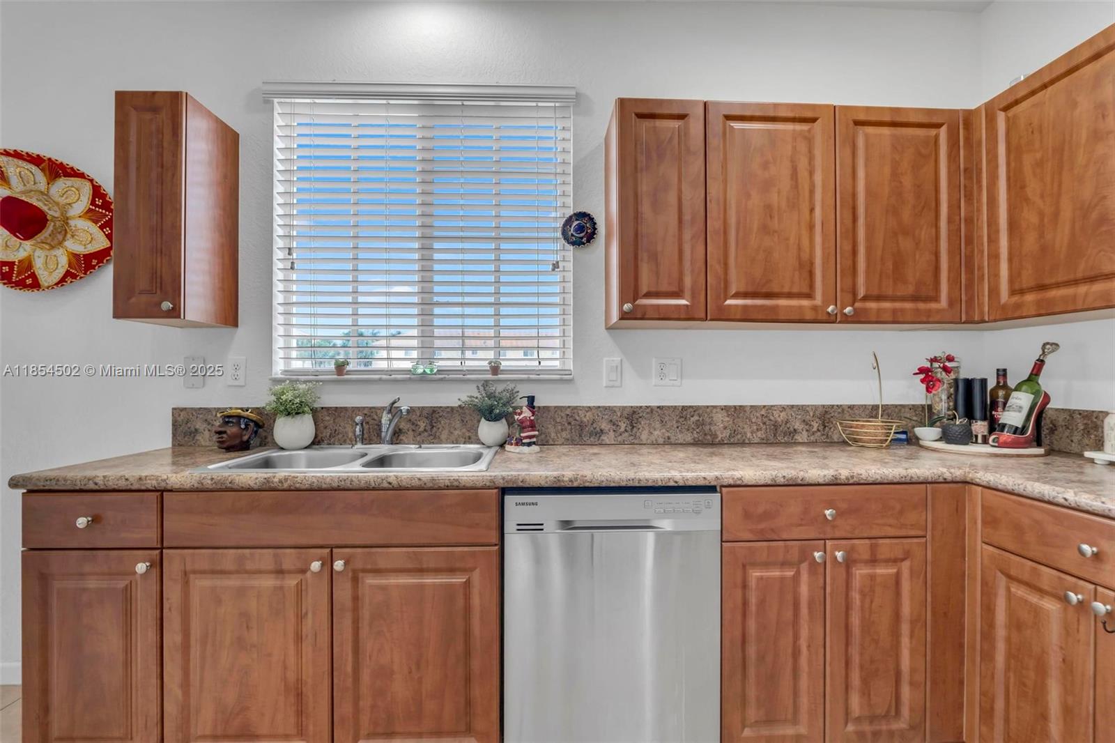 3257 NW 31st Ter