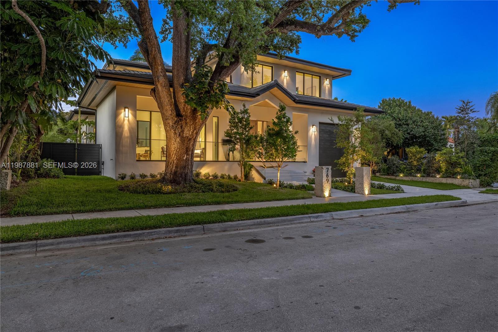 BELLE MEADE OF MIA SEC 1 - Residential