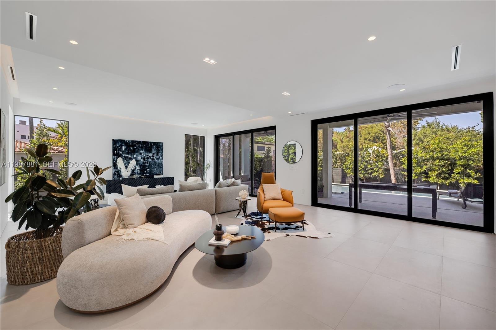 BELLE MEADE OF MIA SEC 1 - Residential