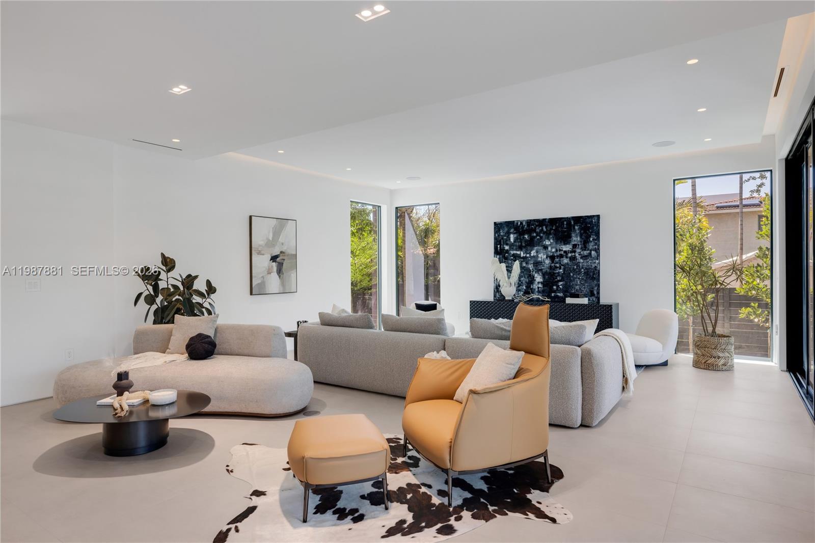 BELLE MEADE OF MIA SEC 1 - Residential