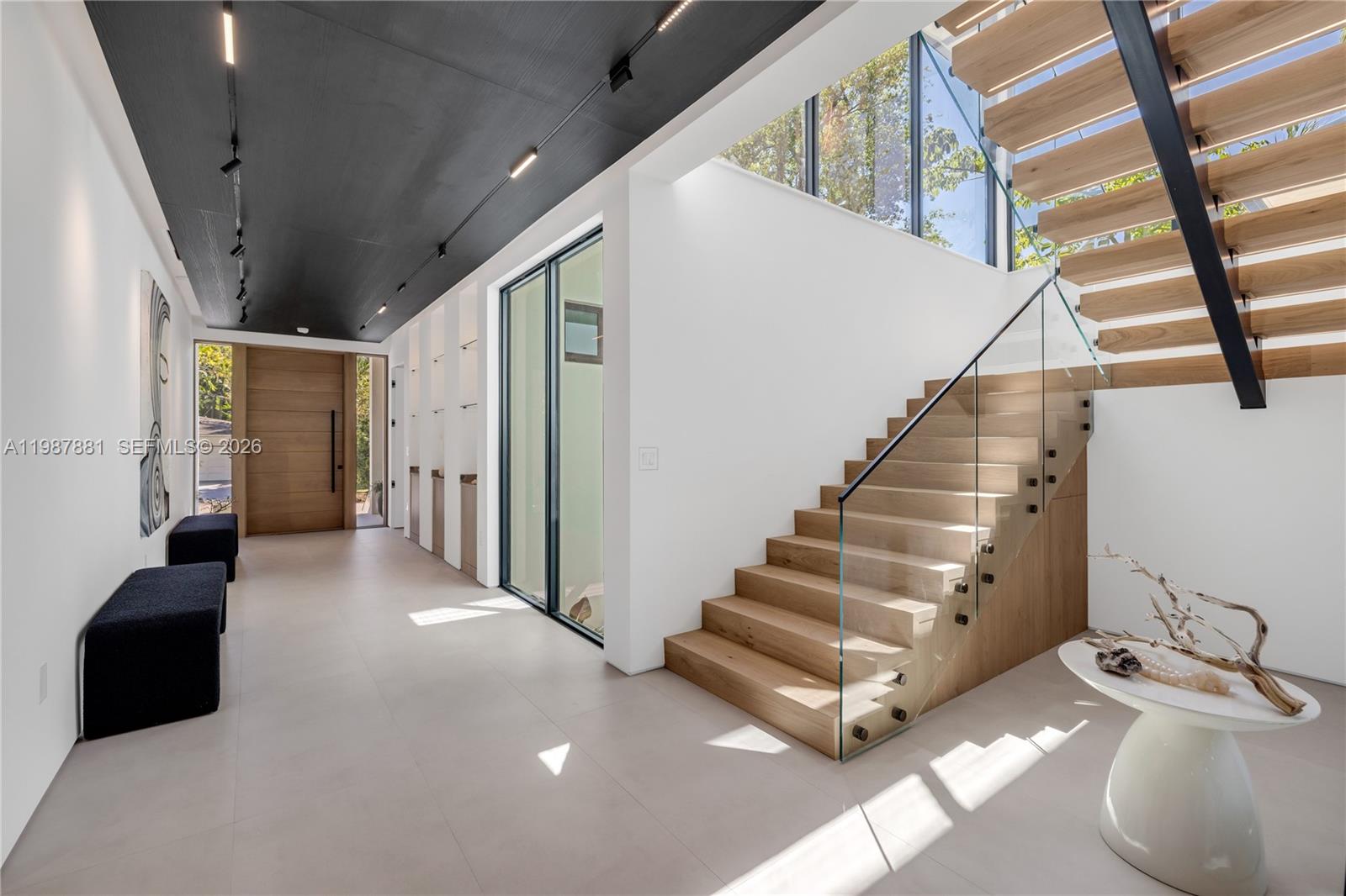 BELLE MEADE OF MIA SEC 1 - Residential