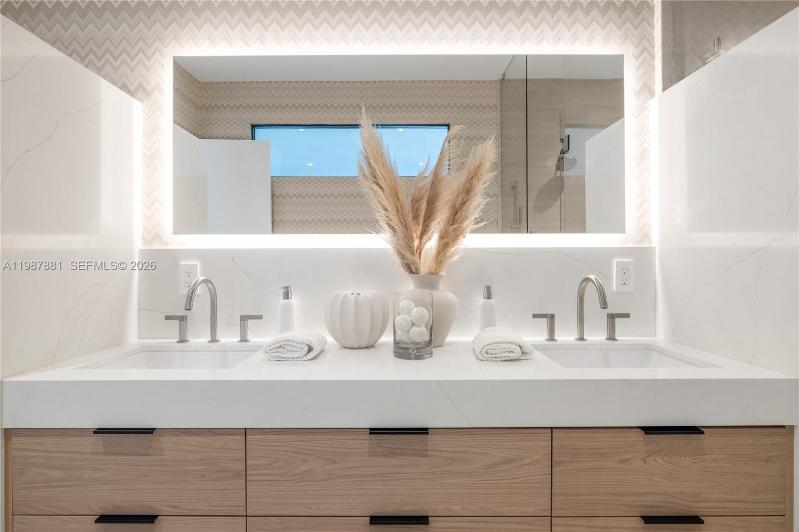 BELLE MEADE OF MIA SEC 1 - Residential