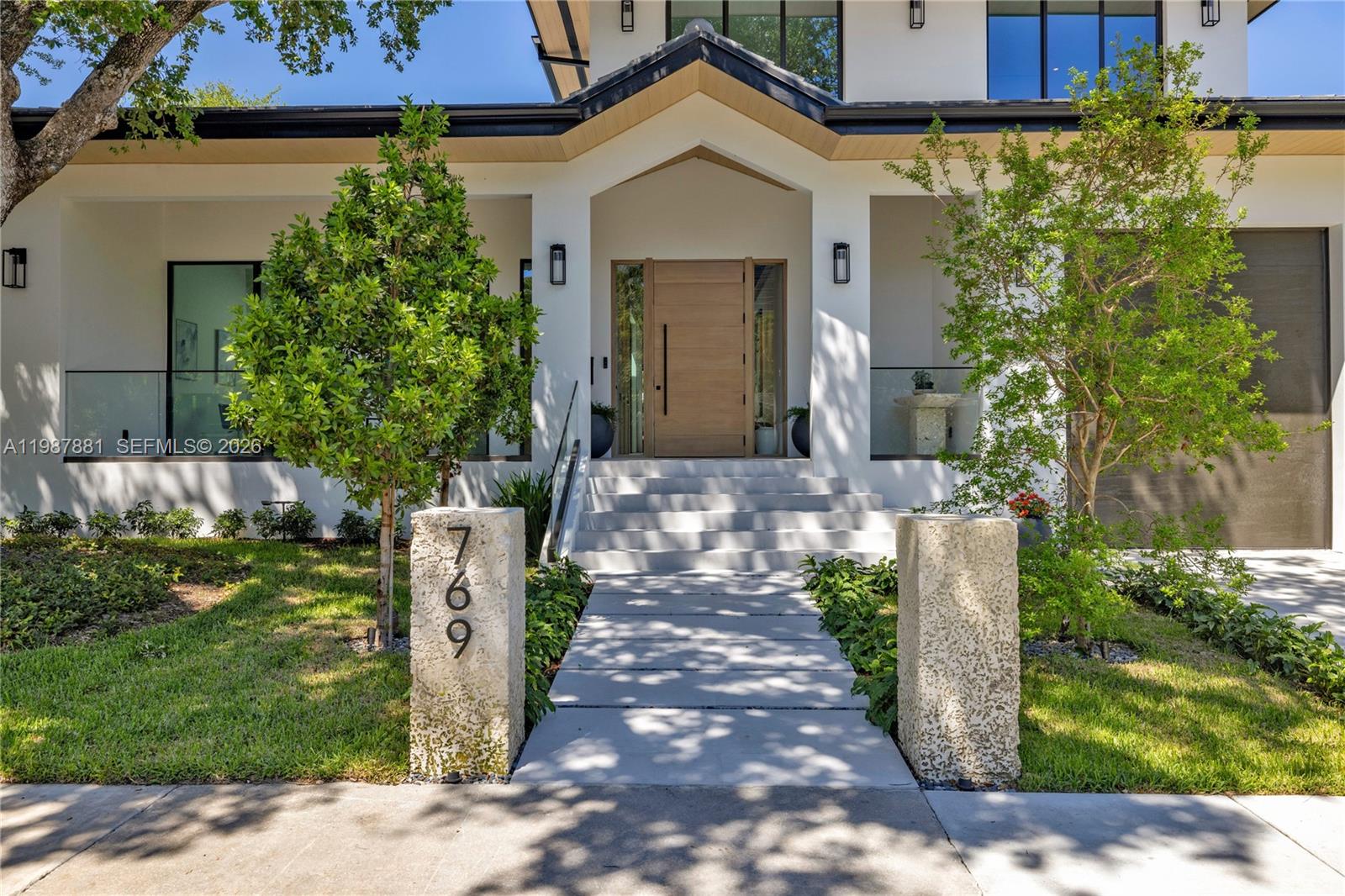 BELLE MEADE OF MIA SEC 1 - Residential