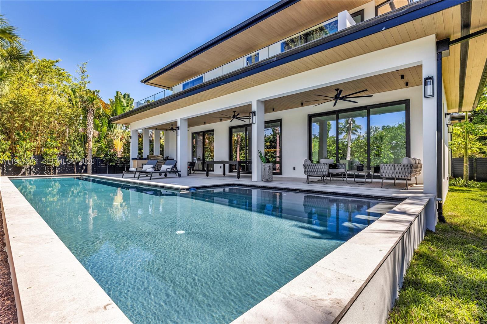 BELLE MEADE OF MIA SEC 1 - Residential