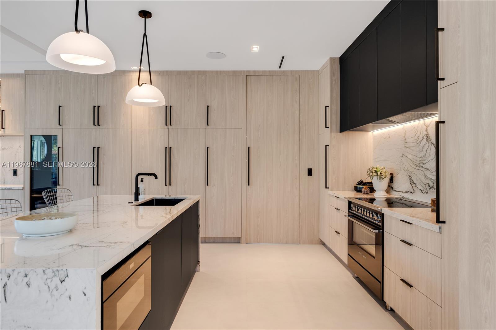 BELLE MEADE OF MIA SEC 1 - Residential