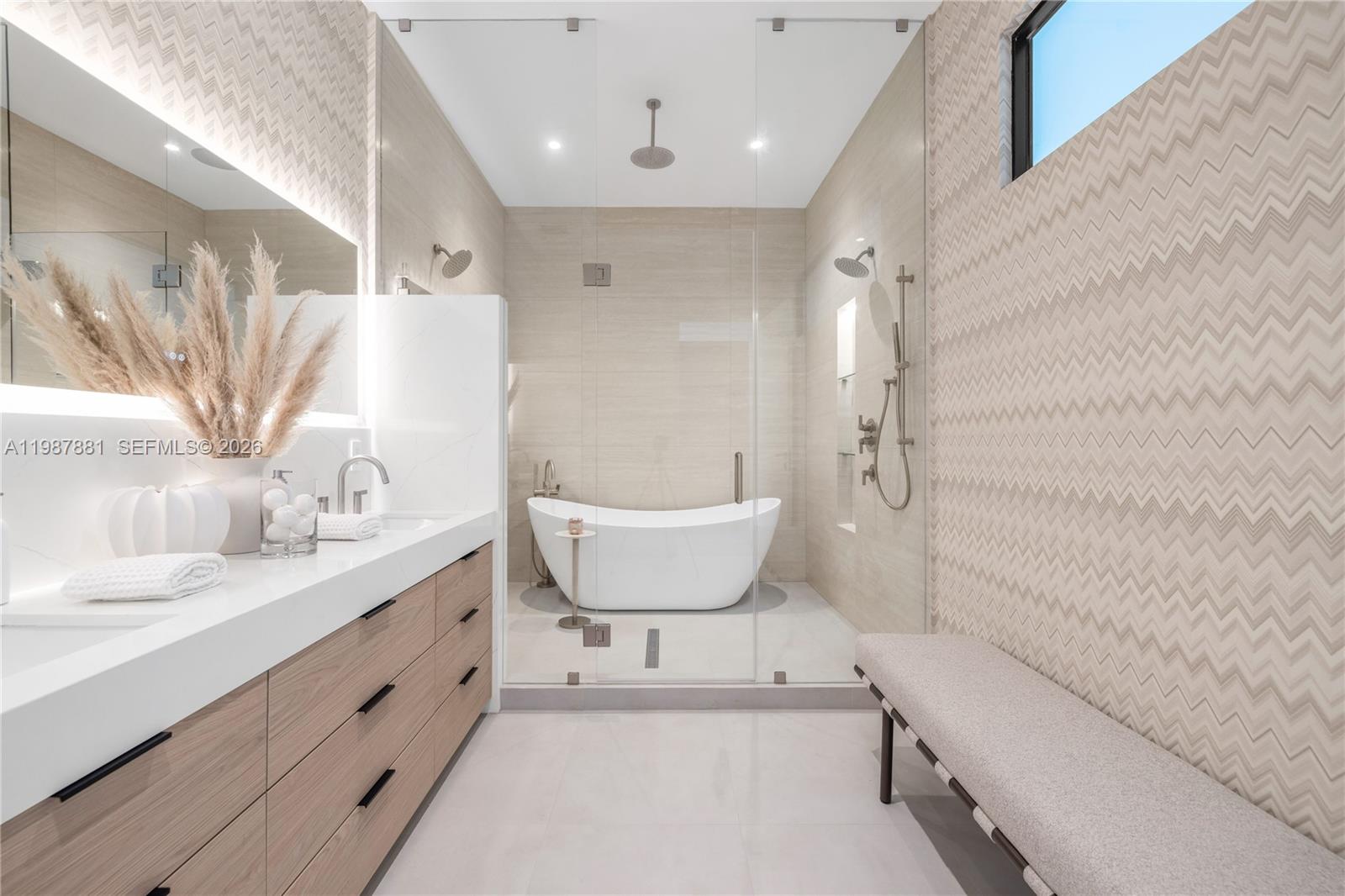 BELLE MEADE OF MIA SEC 1 - Residential