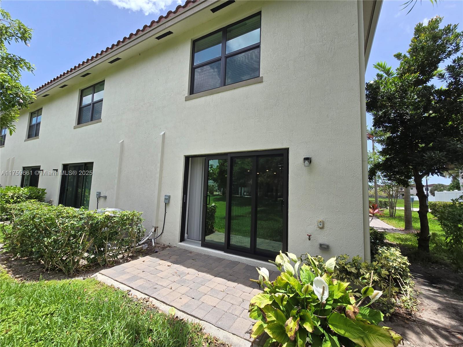 MEDITERRANEA - Residential