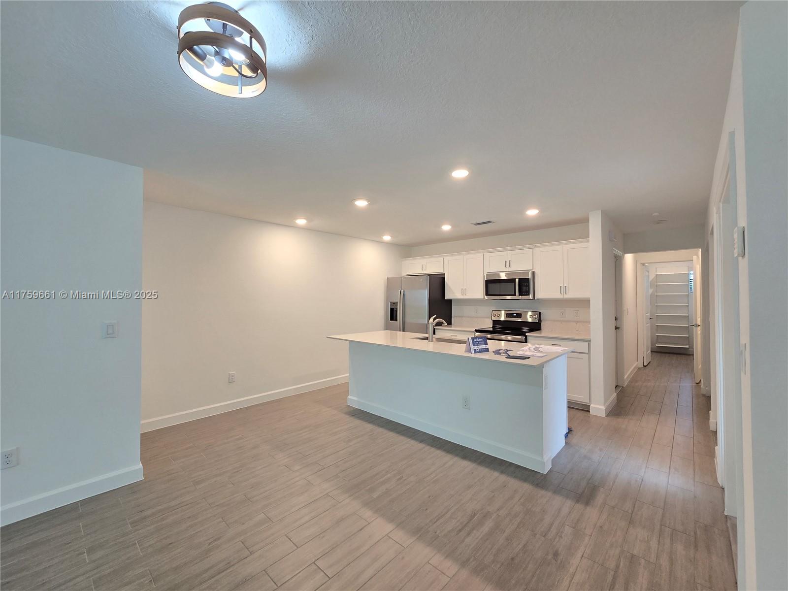 MEDITERRANEA - Residential