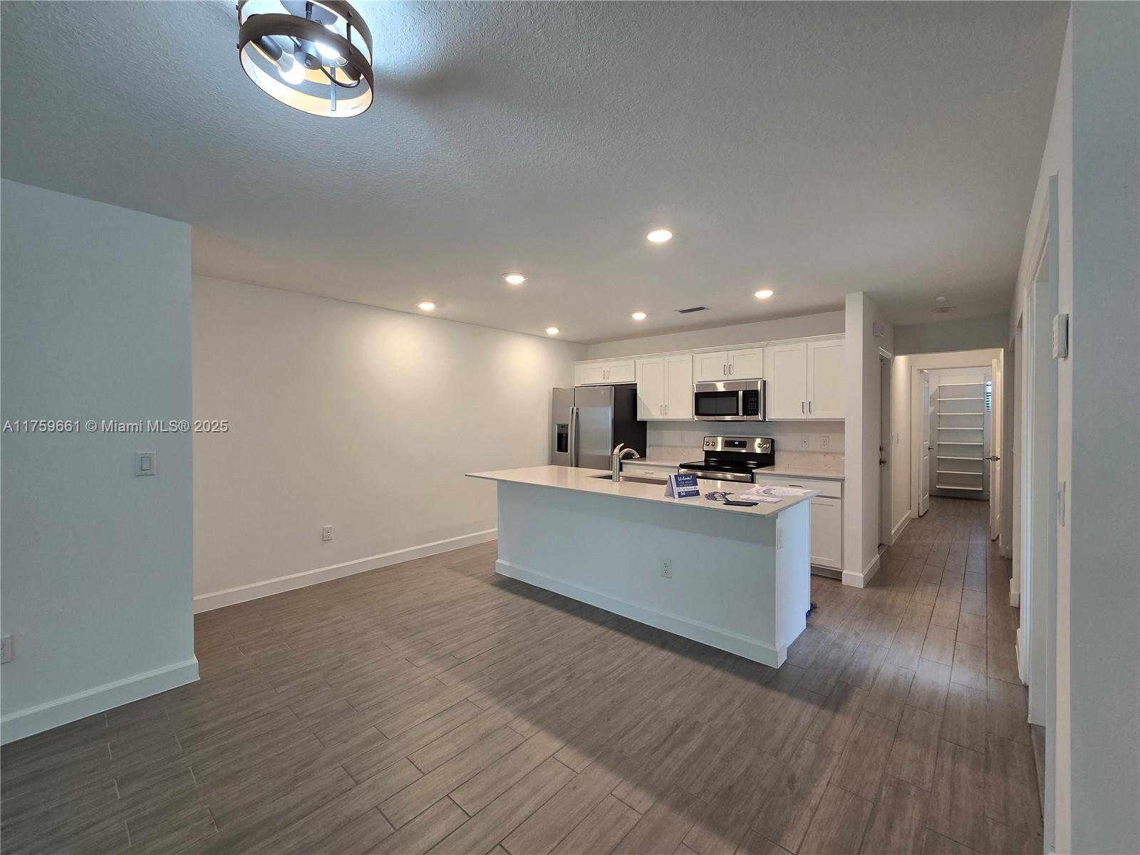 MEDITERRANEA - Residential