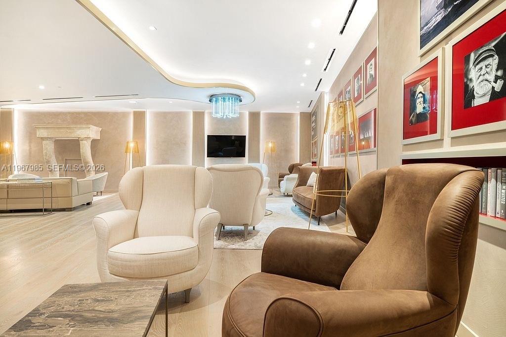 BRICKELL FLATIRON CONDO - Residential