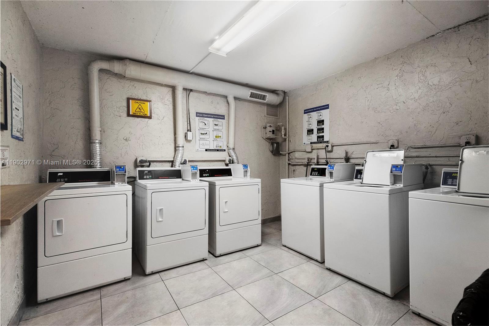 DORAL GARDENS II CONDO - Residential