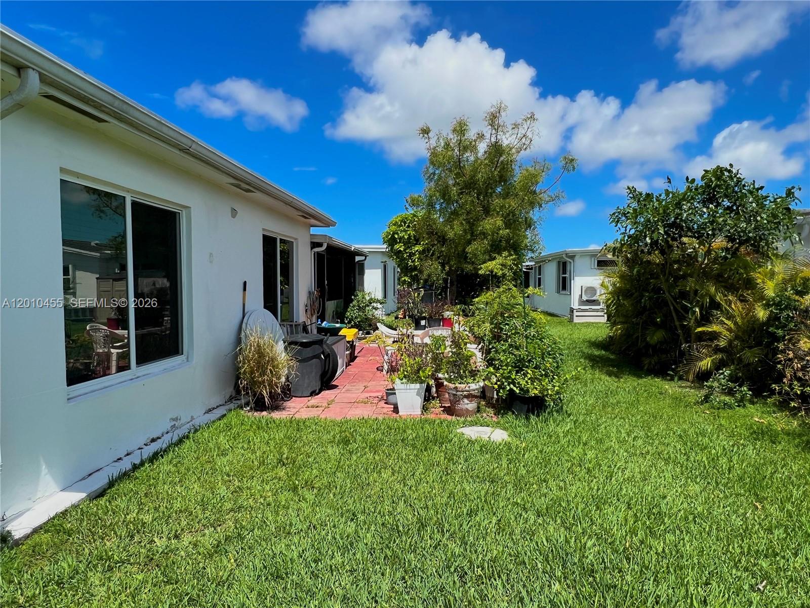 6800 NW 15th St