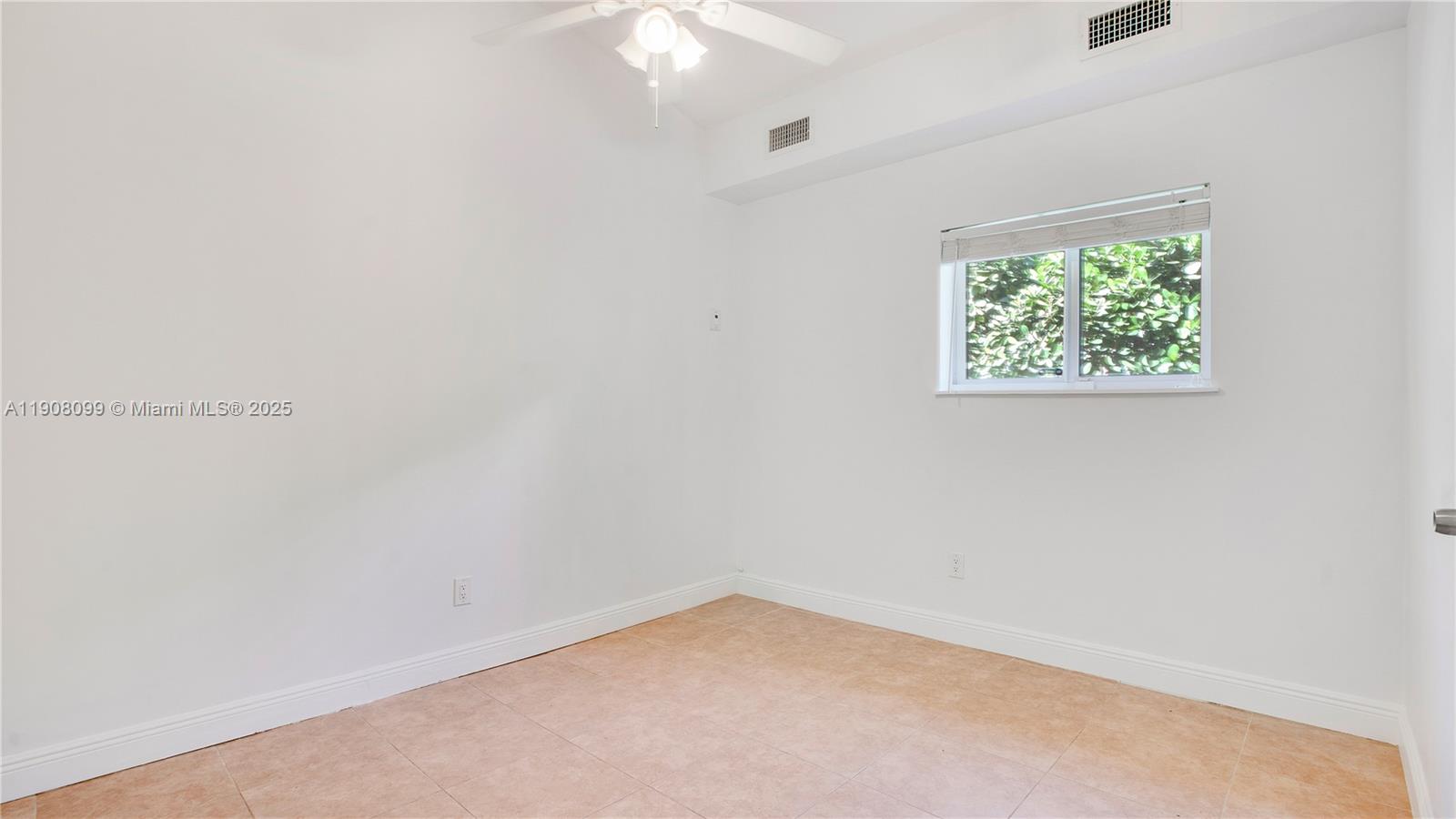 CORAL GABLES RIVIERA SEC - Residential Lease