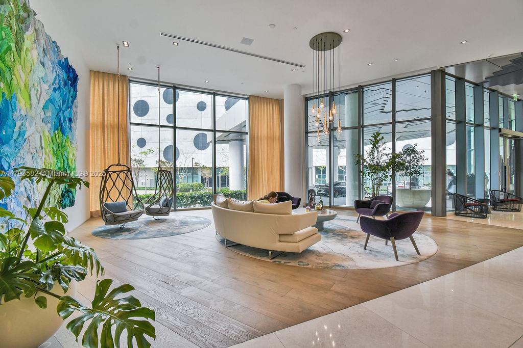 PARAISO BAY CONDO - Residential