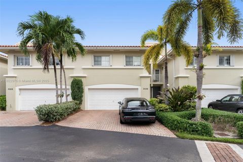 3026 NE Quayside Ln 33 Miami FL 33138