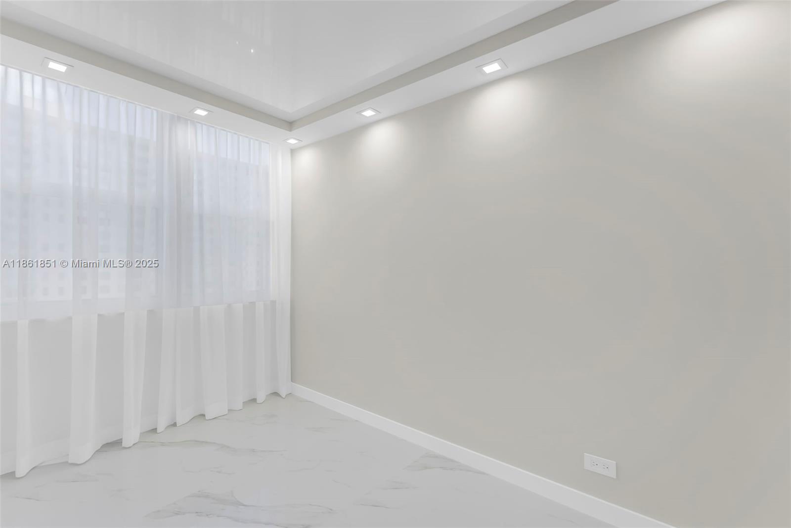 WINSTON TOWERS 200 CONDO - Residential