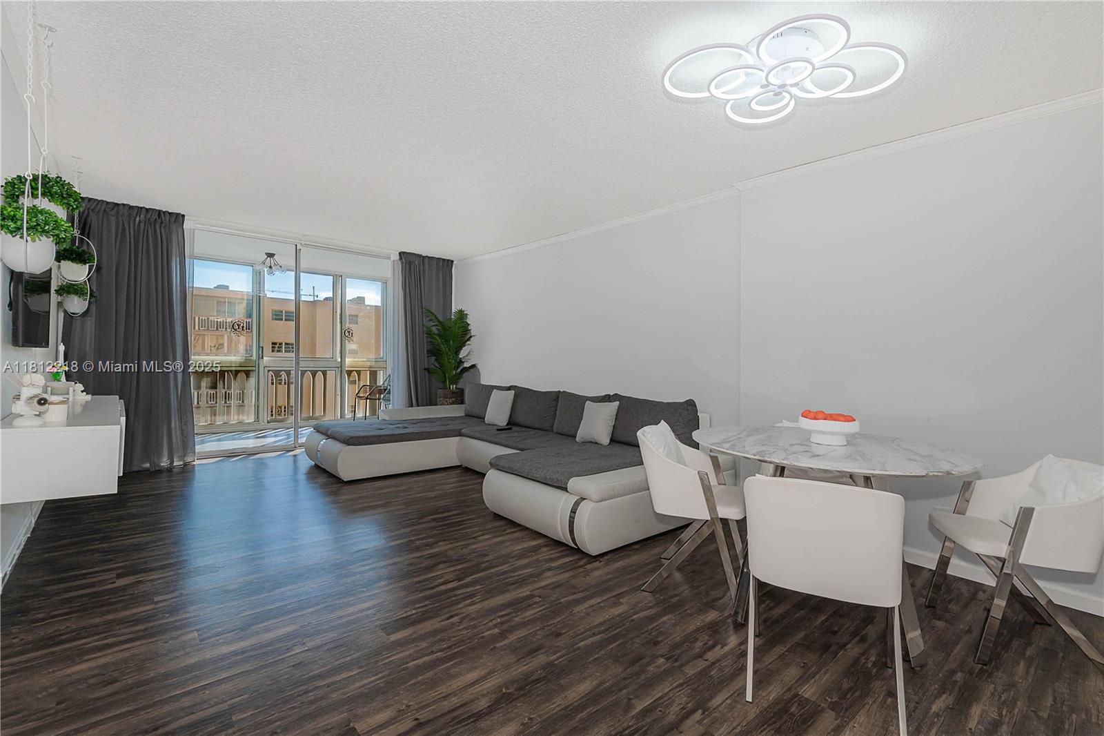 MEADOWBROOK CONDO APTS BL - Residential Lease