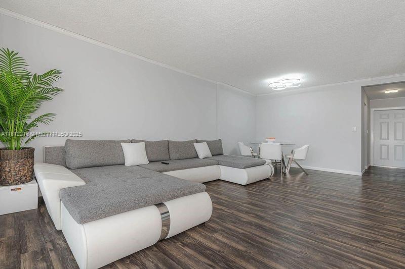 Rental Property at 500 Ne 12th Ave 605, Hallandale Beach, Broward County, Florida - Bedrooms: 1 
Bathrooms: 1  - $2,200 MO.
