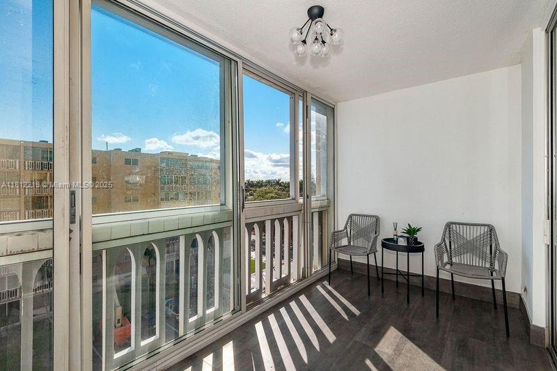 MEADOWBROOK CONDO APTS BL - Residential Lease