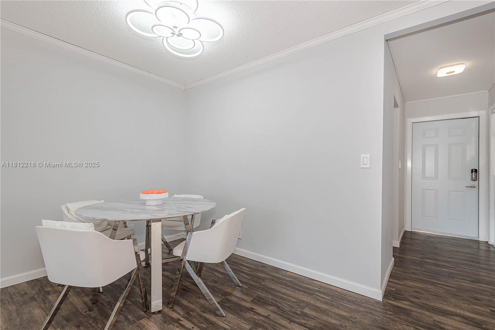 MEADOWBROOK CONDO APTS BL - Residential Lease