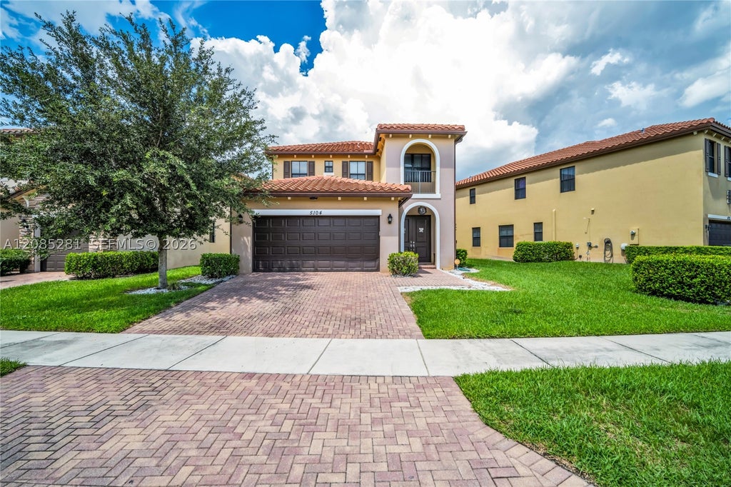 Photo of 5104 NW 47th St, Tamarac, FL 33319 (MLS # A12085281)