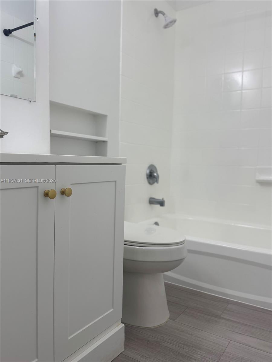 VILLAS AT CARMEL CONDO NO - Residential Lease