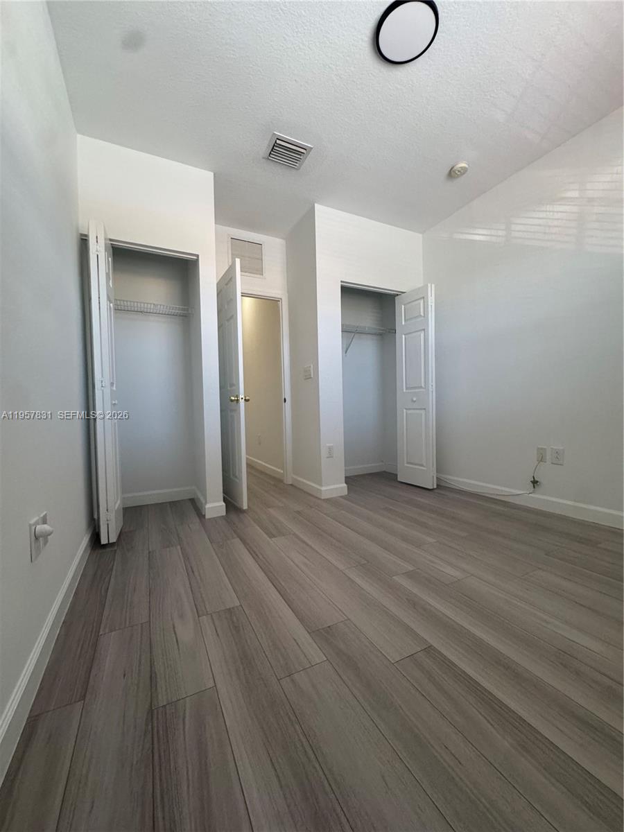 VILLAS AT CARMEL CONDO NO - Residential Lease