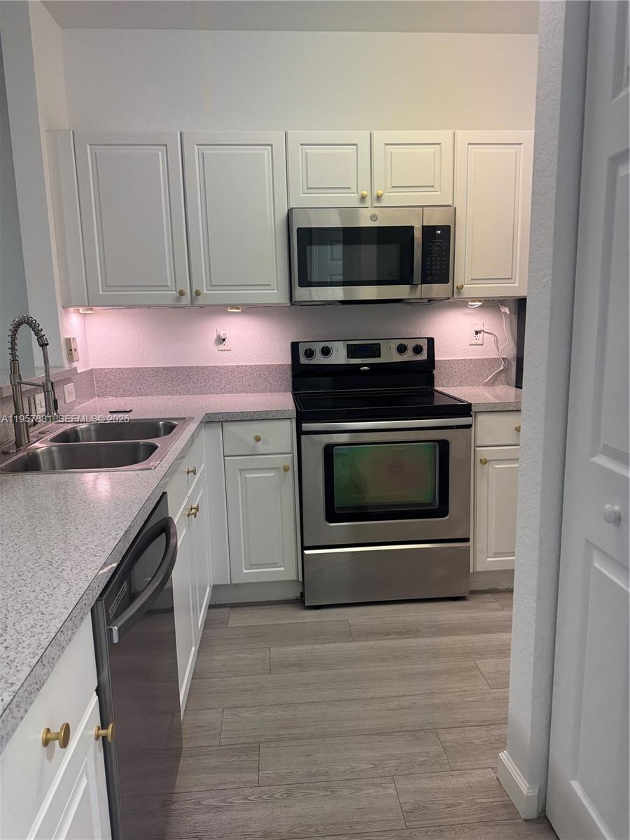 VILLAS AT CARMEL CONDO NO - Residential Lease