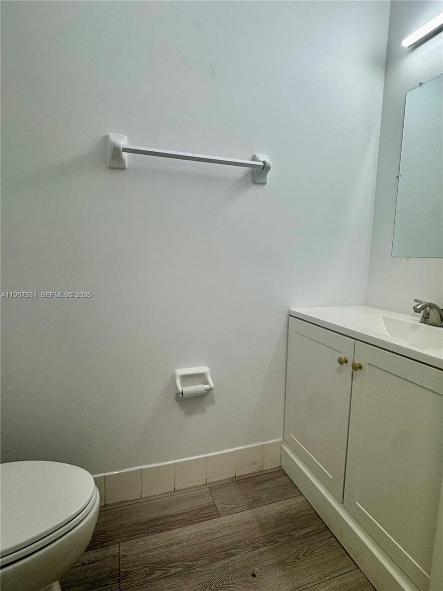 VILLAS AT CARMEL CONDO NO - Residential Lease