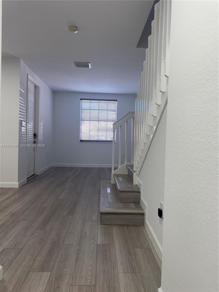 VILLAS AT CARMEL CONDO NO - Residential Lease