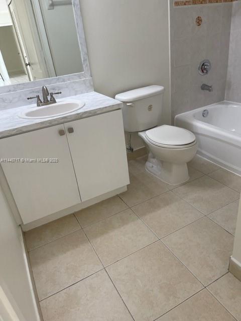 KEYSTONE COURTS CONDO - Residential Lease