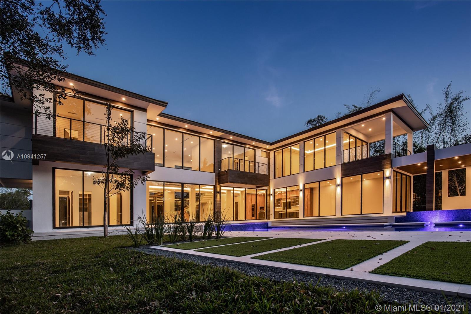 SUDLOW PARK - Residential