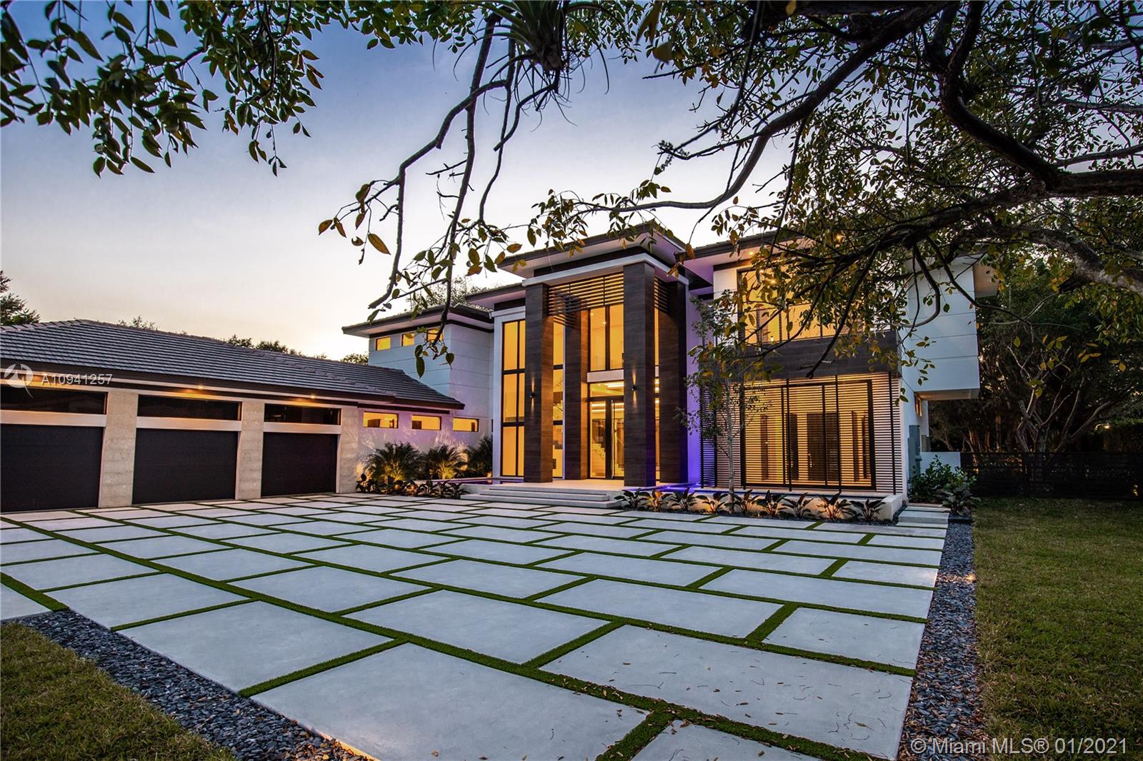 SUDLOW PARK - Residential