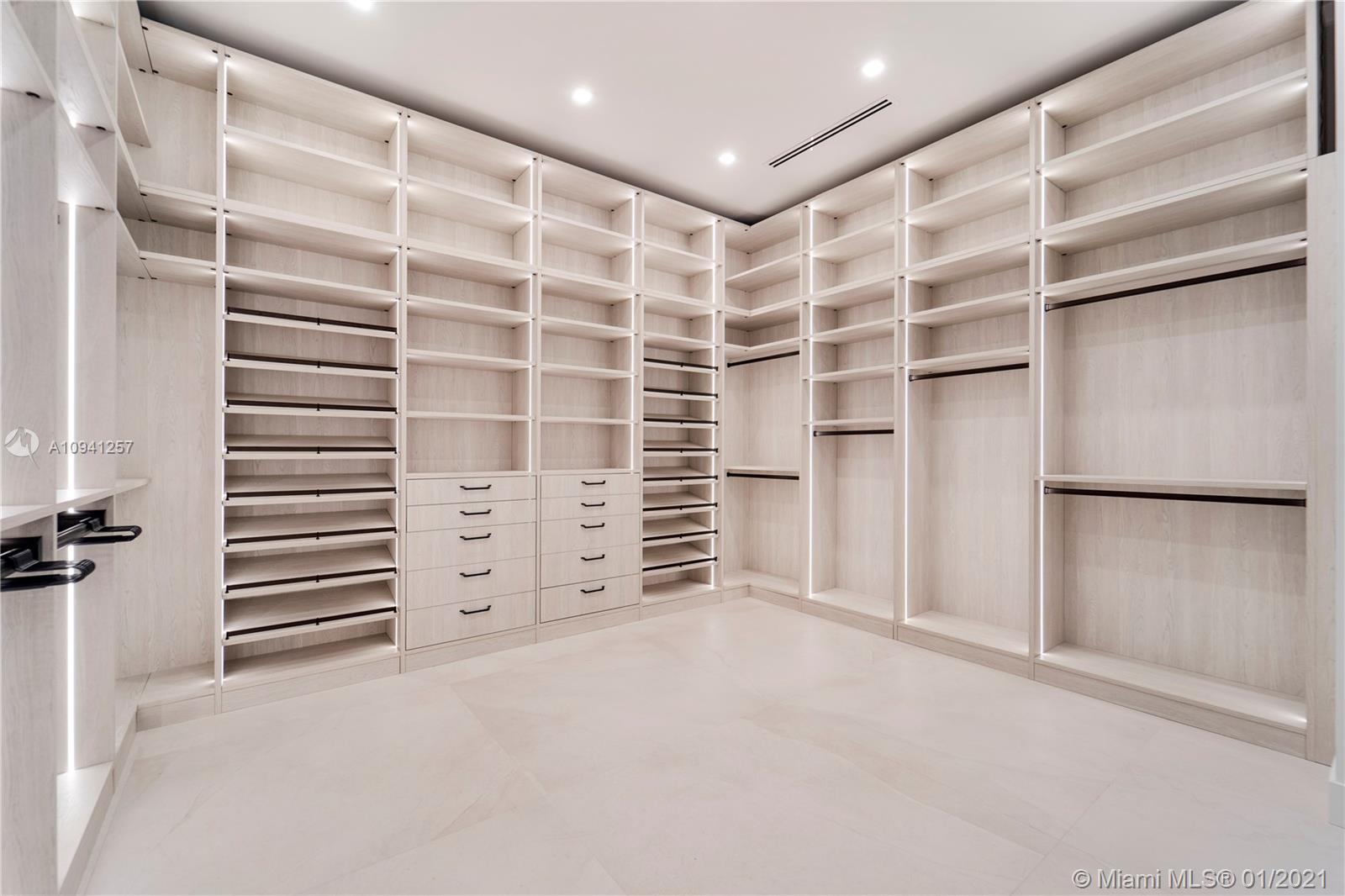 SUDLOW PARK - Residential