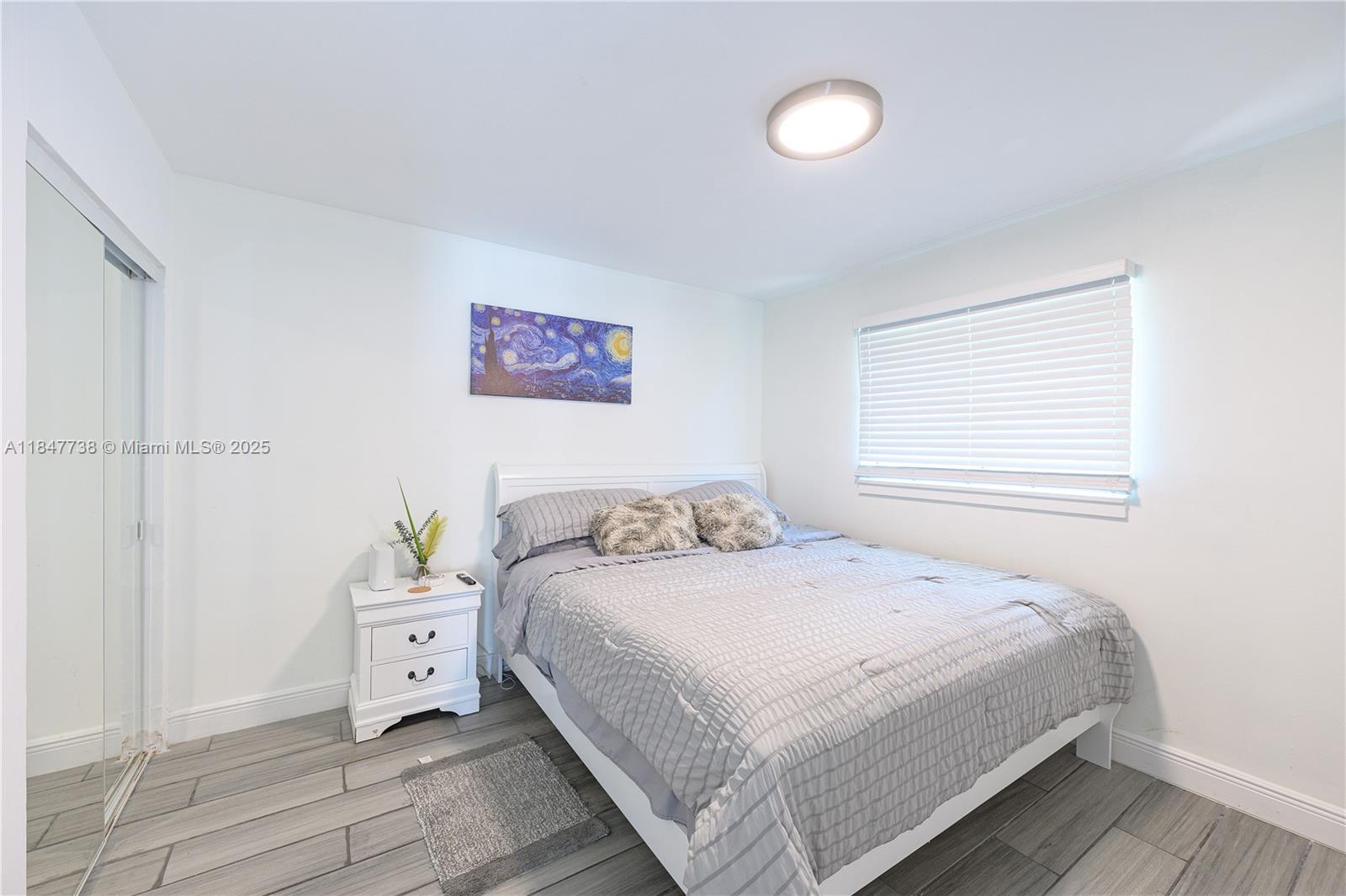 FLORIAN ISLES 2ND SEC - Residential Lease