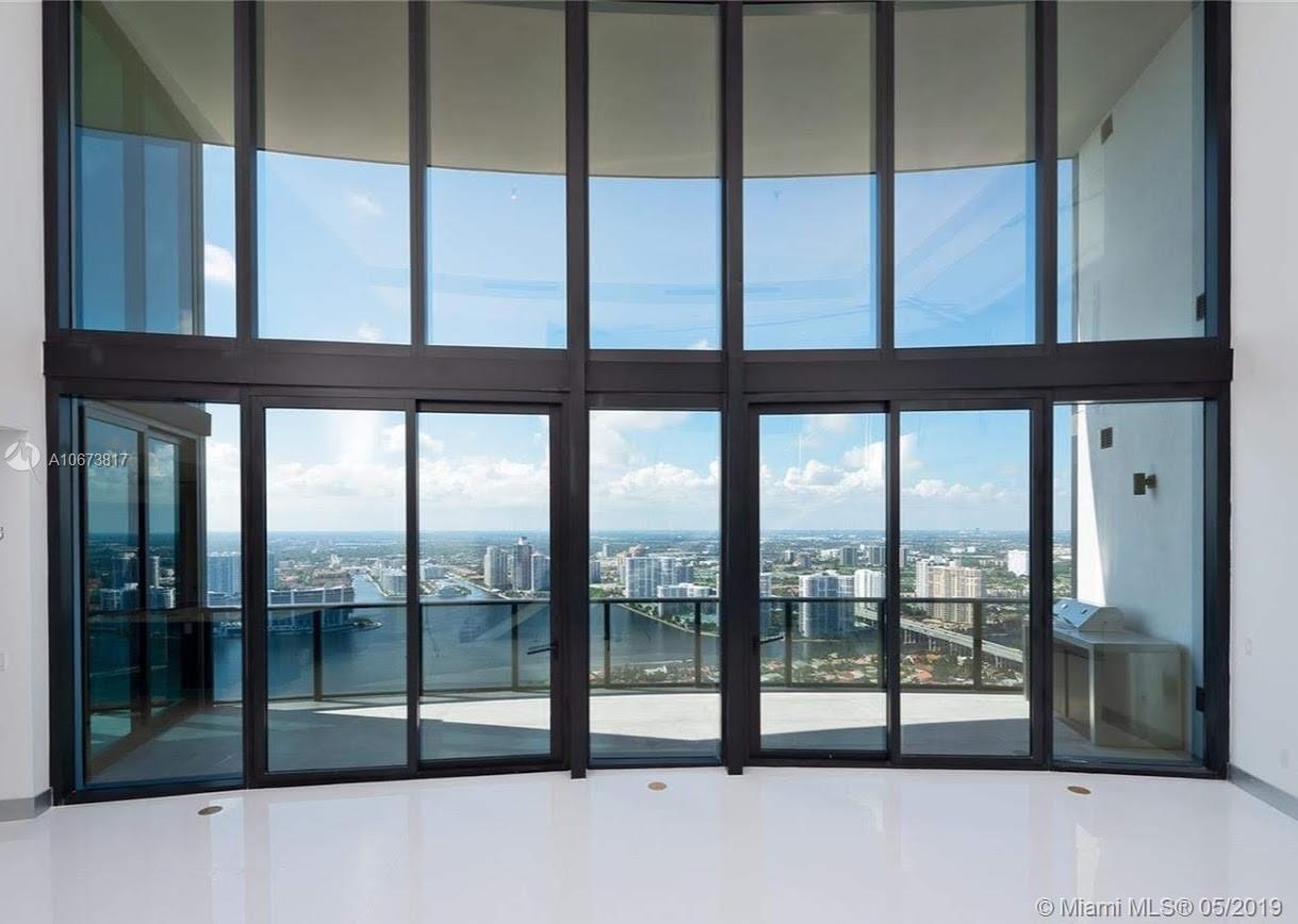 18555 COLLINS AVENUE COND - Residential