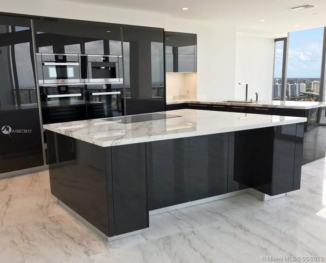 18555 COLLINS AVENUE COND - Residential