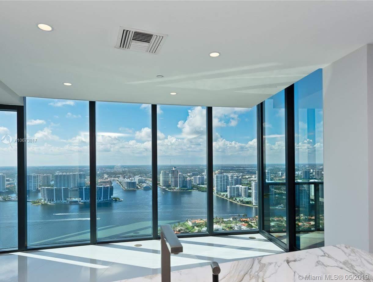 18555 COLLINS AVENUE COND - Residential