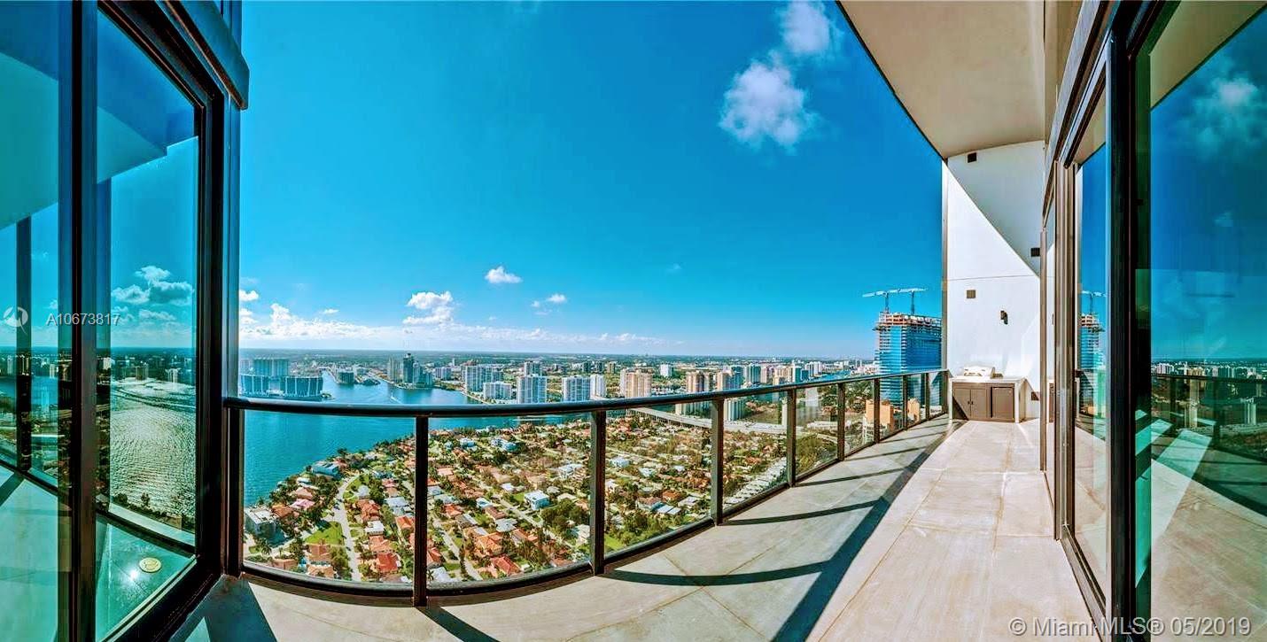 18555 COLLINS AVENUE COND - Residential