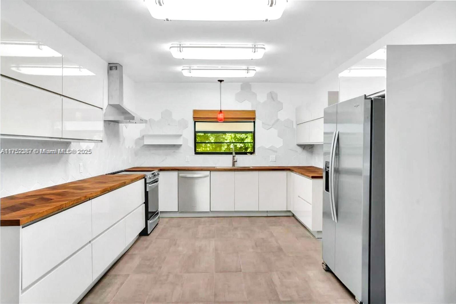 HIBISCUS ISLAND - Residential